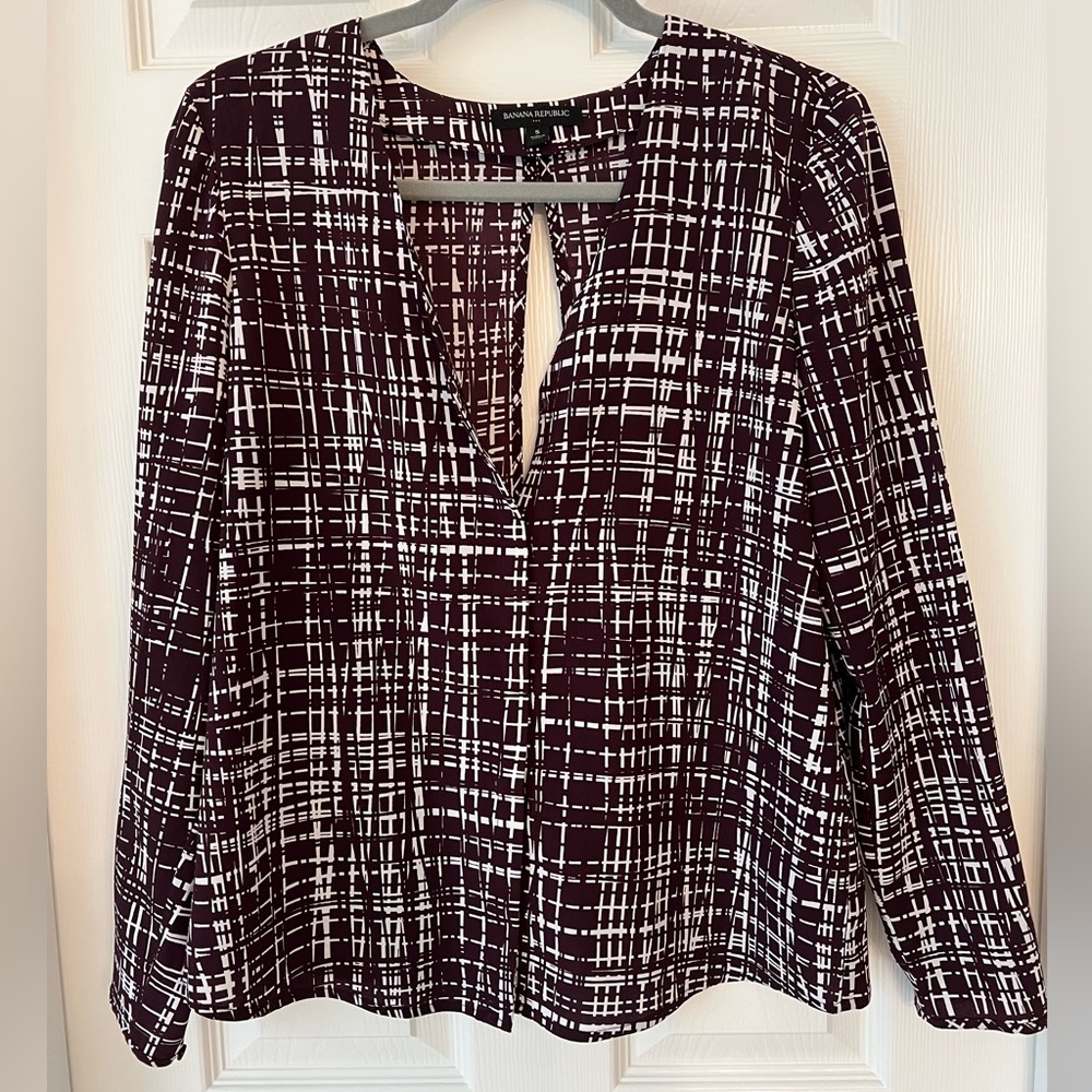 Banana Republic Women’s blouse size SMALL